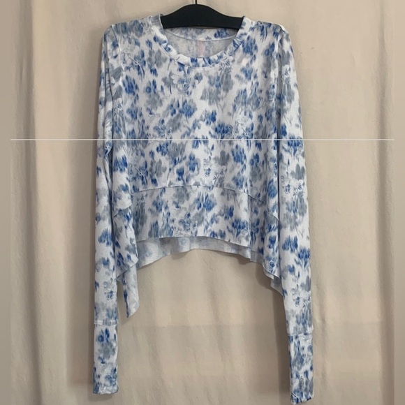 NWOT - Free People Movement Tempo Printed Long Sleeve - Size XS - Picture 5 of 7